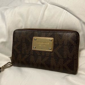 Michael Kors wallet